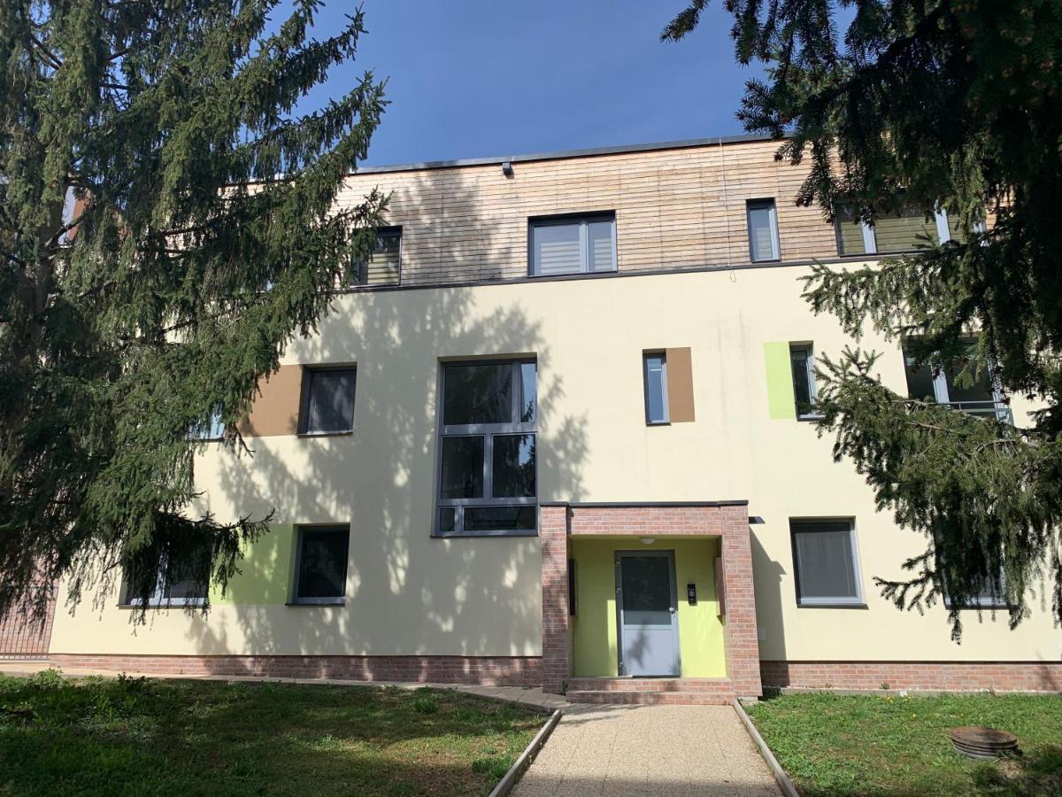 Apartman S Terasou Zvolen Dış mekan fotoğraf