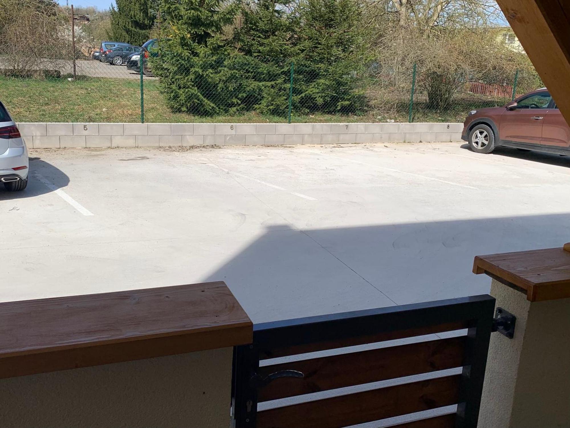 Apartman S Terasou Zvolen Dış mekan fotoğraf